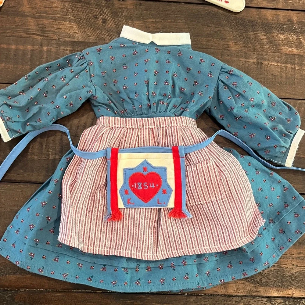American Girl Doll Kristen Larson Meet Dress & Accessories -Retired-HTF - Picture 2 of 16